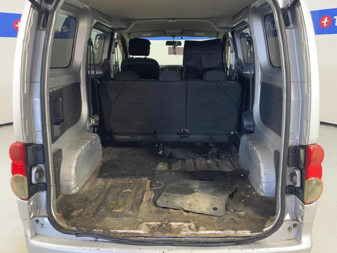 Photo '12' of Nissan NV200 Vanette Photo '12' of Nissan NV200 Vanette