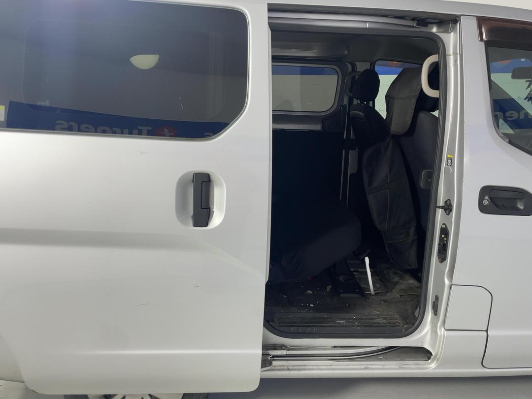 Photo '17' of Nissan NV200 Vanette Photo '17' of Nissan NV200 Vanette