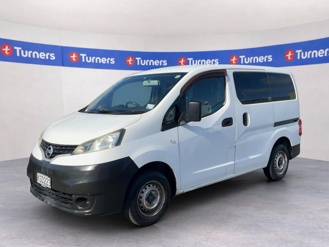 Photo '4' of Nissan NV200