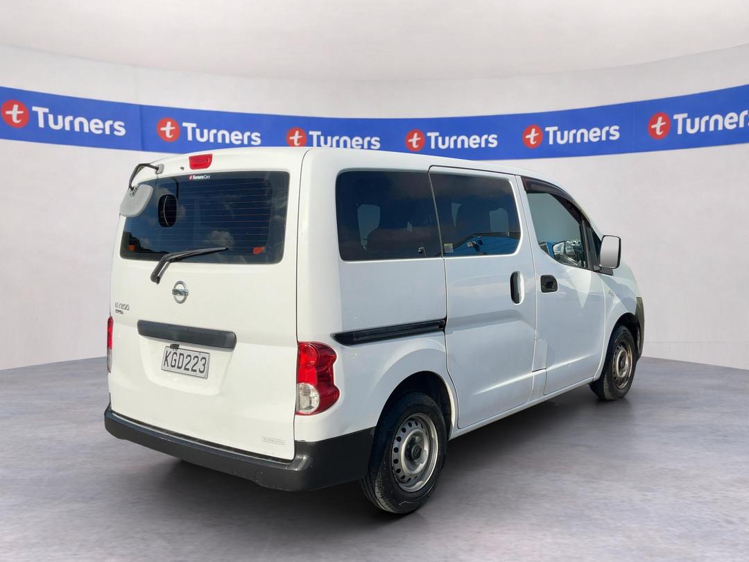 Photo '7' of Nissan NV200