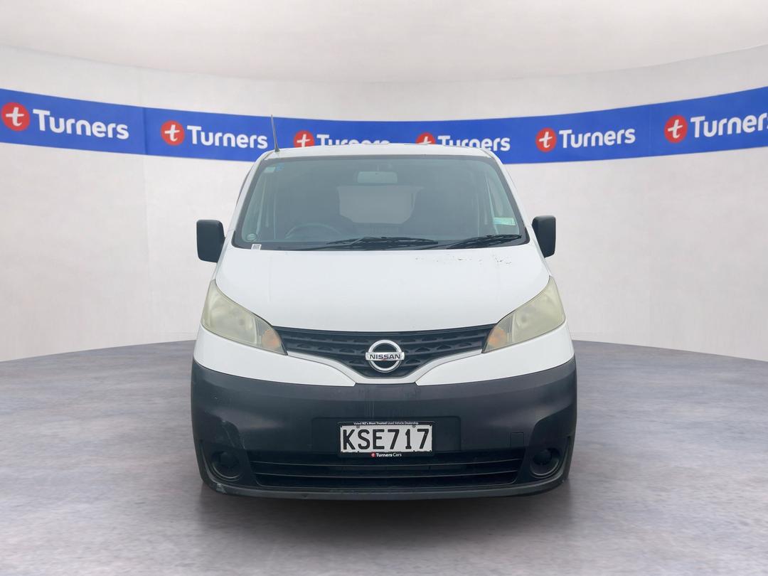 Photo '2' of Nissan NV200