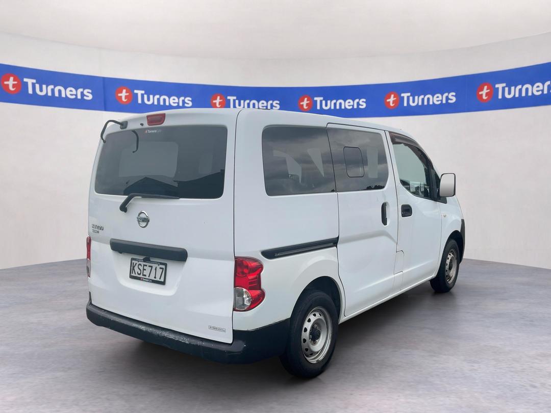 Photo '7' of Nissan NV200
