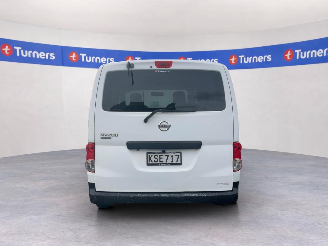 Photo '6' of Nissan NV200
