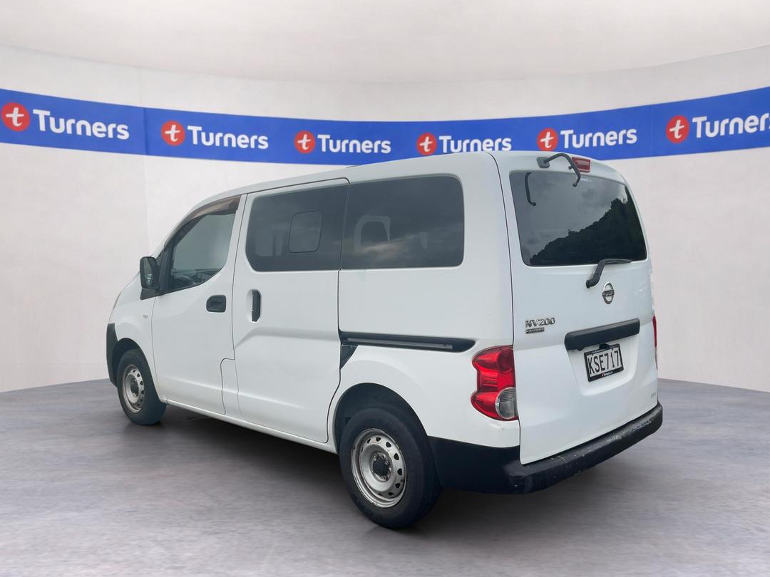 Photo '5' of Nissan NV200