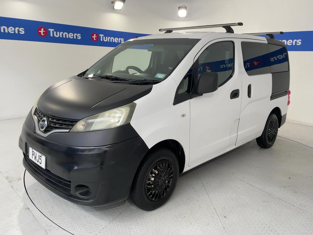 Photo '4' of Nissan NV200