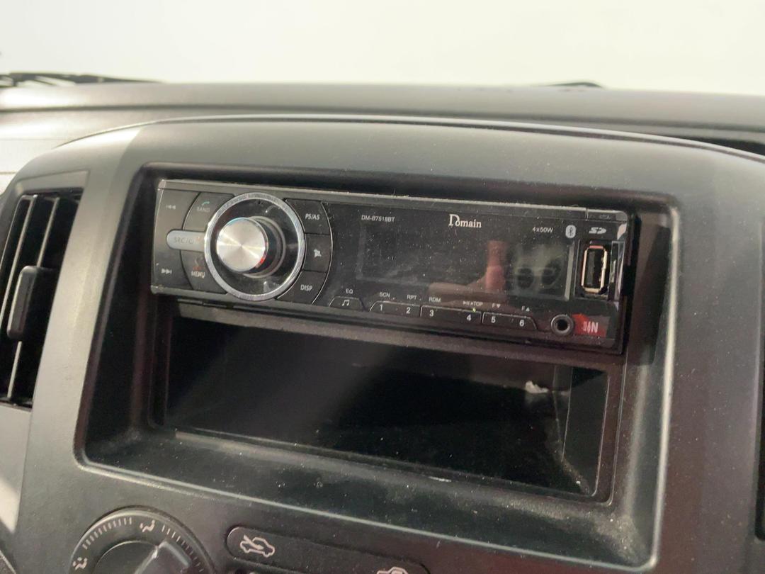 Photo '25' of Nissan NV200