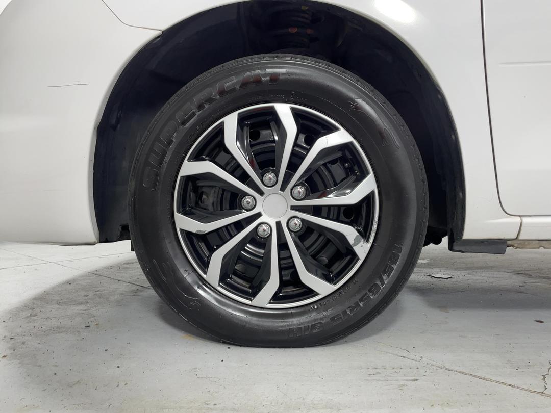 Photo '10' of Nissan Serena