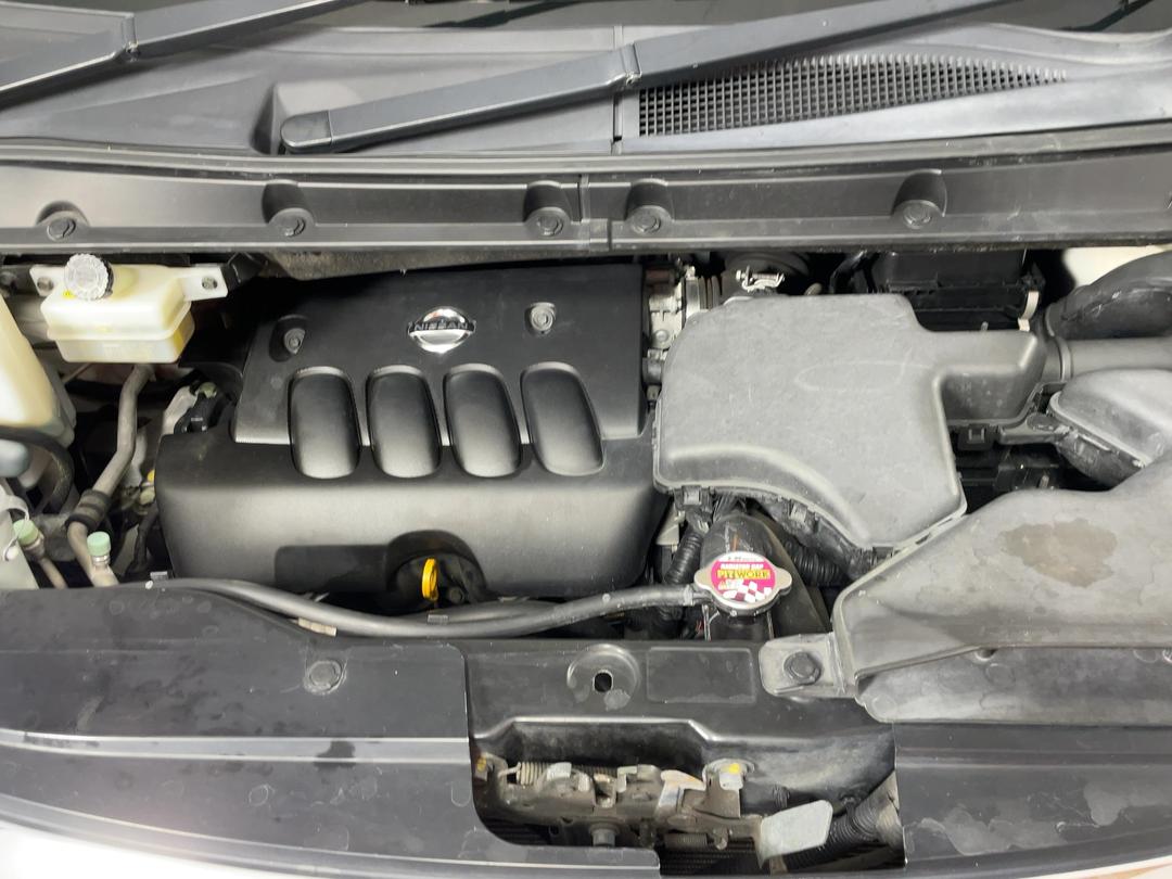 Photo '13' of Nissan Serena