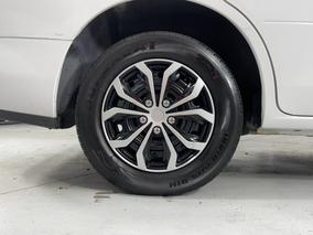 Photo '12' of Nissan Serena
