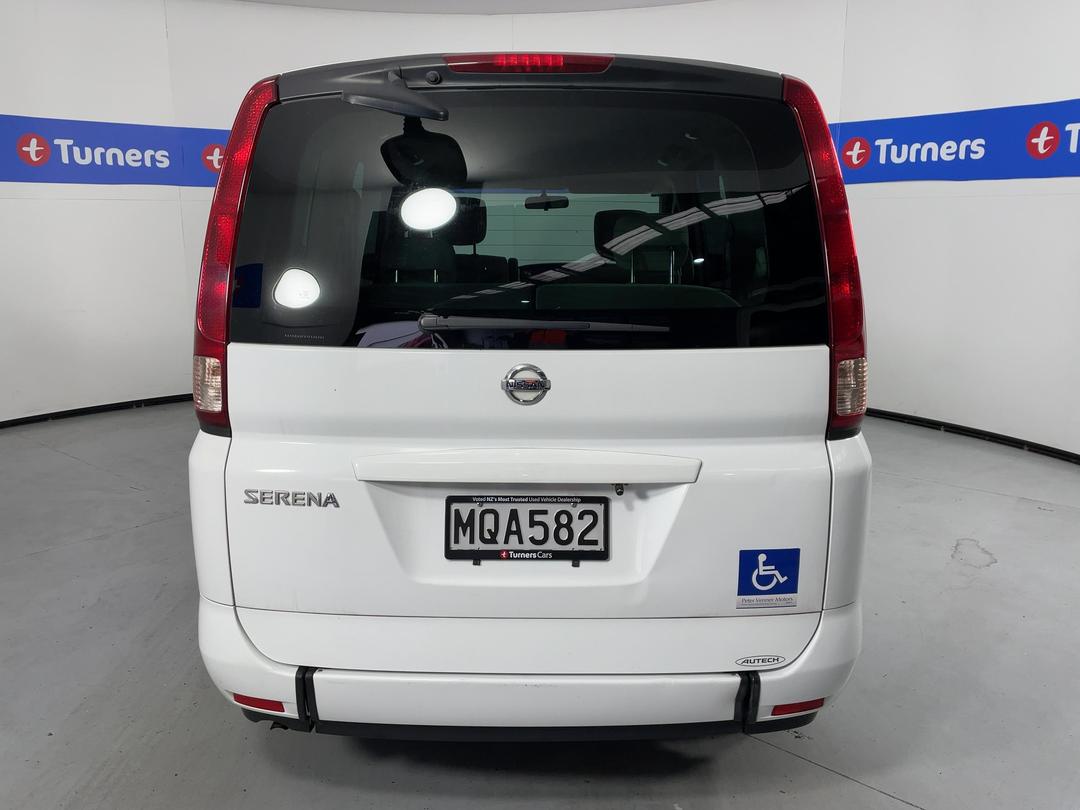 Photo '6' of Nissan Serena