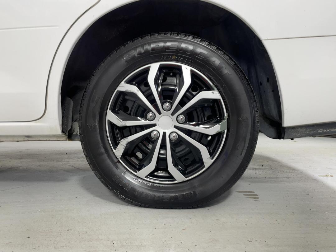 Photo '11' of Nissan Serena