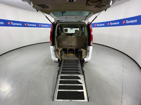 Photo '19' of Nissan Serena