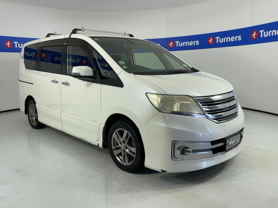 Photo '1' of Nissan Serena