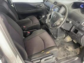 Photo '16' of Nissan Serena