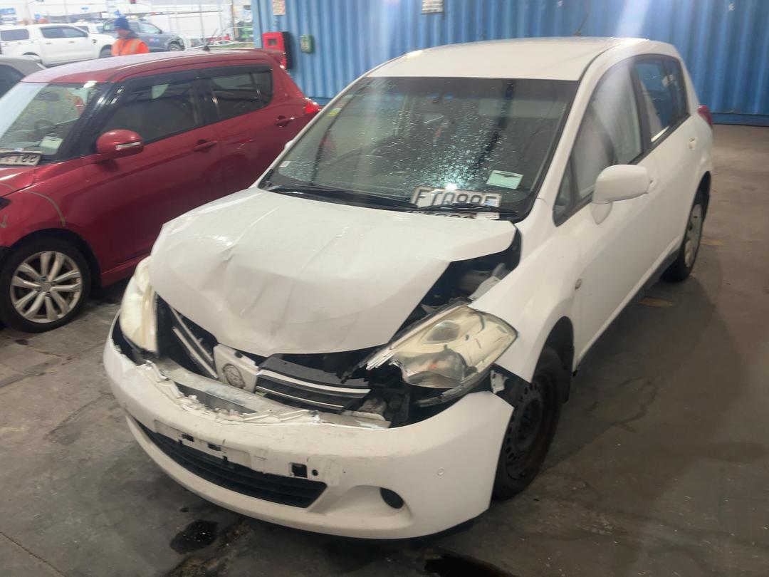 Photo '4' of Nissan Tiida ST Photo '4' of Nissan Tiida ST