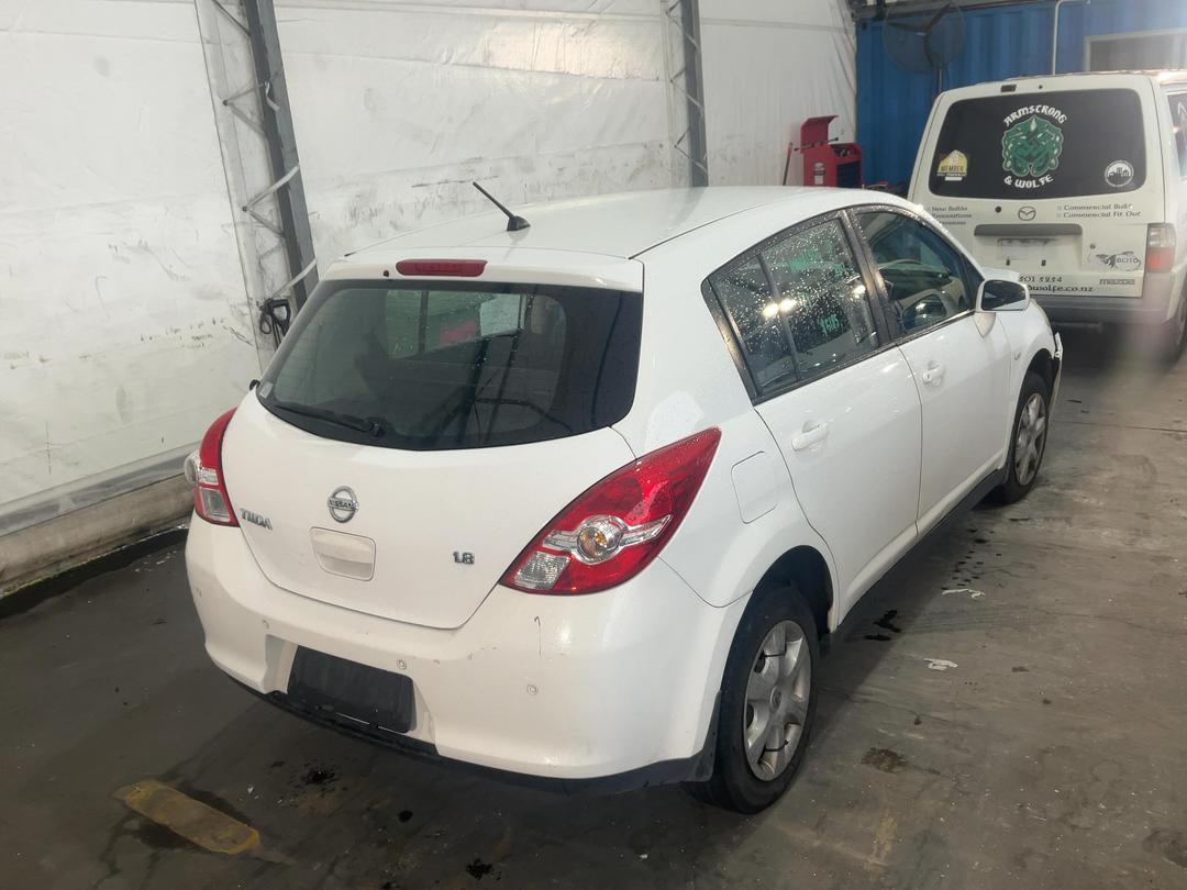 Photo '12' of Nissan Tiida ST Photo '12' of Nissan Tiida ST