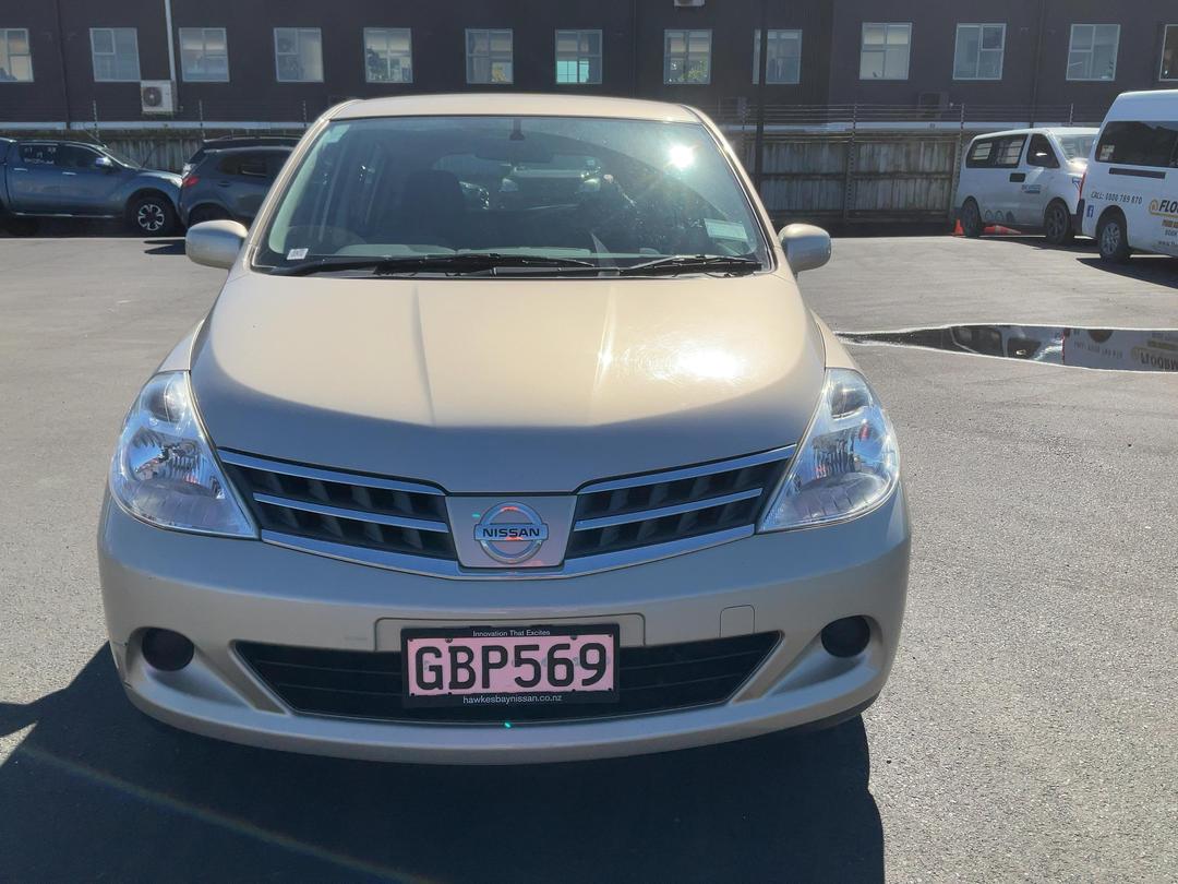 Photo '3' of Nissan Tiida ST Photo '3' of Nissan Tiida ST