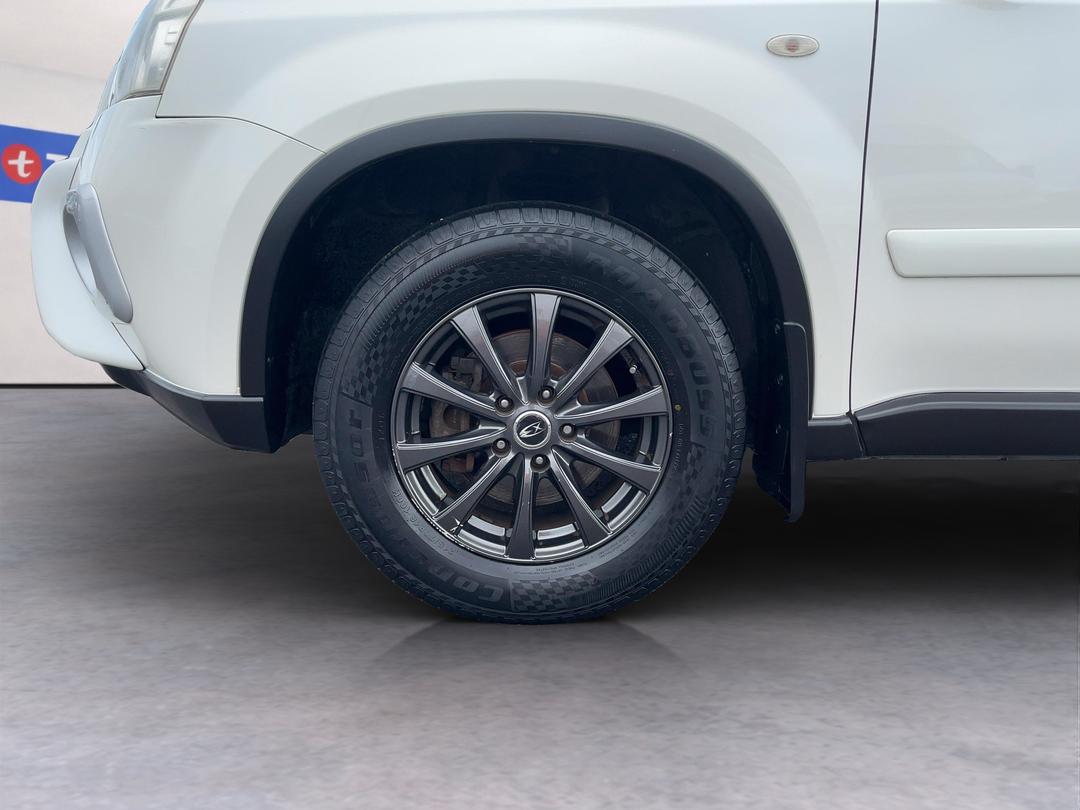 Photo '10' of Nissan X-Trail