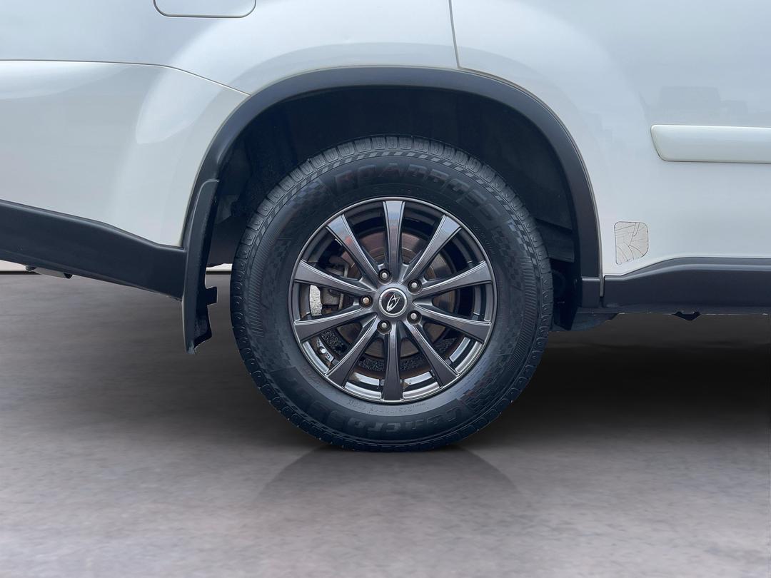 Photo '12' of Nissan X-Trail