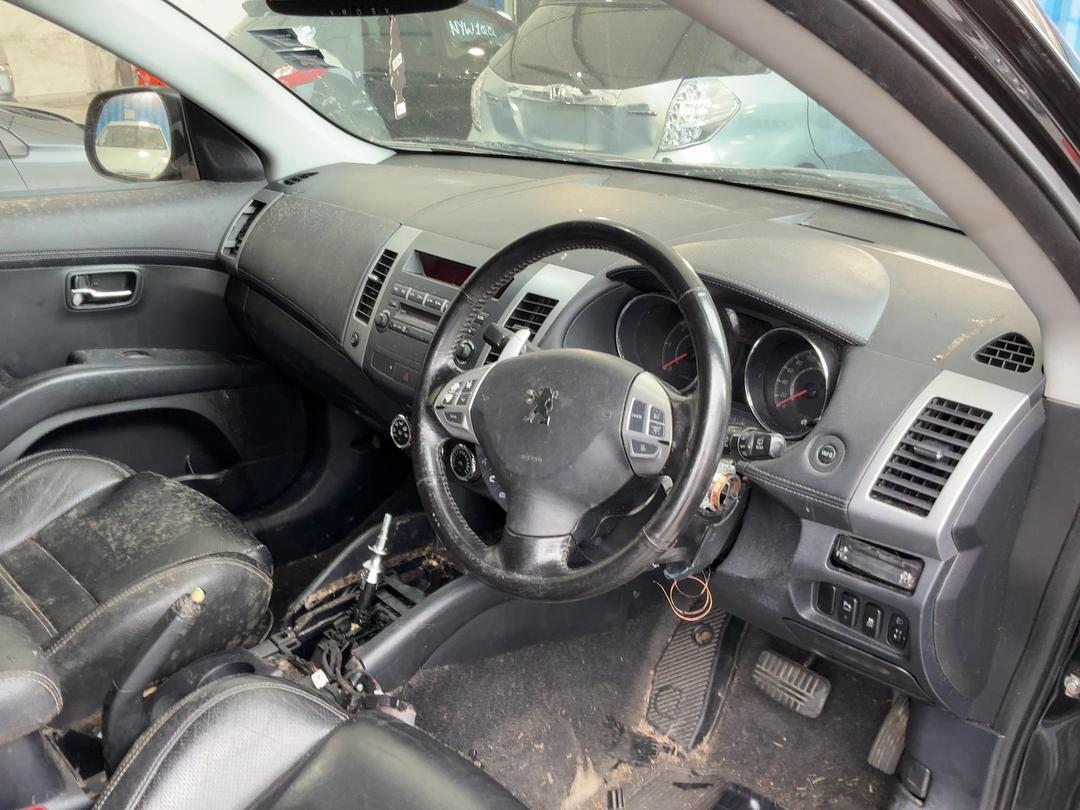 Photo '15' of Peugeot 4007 Sport SE