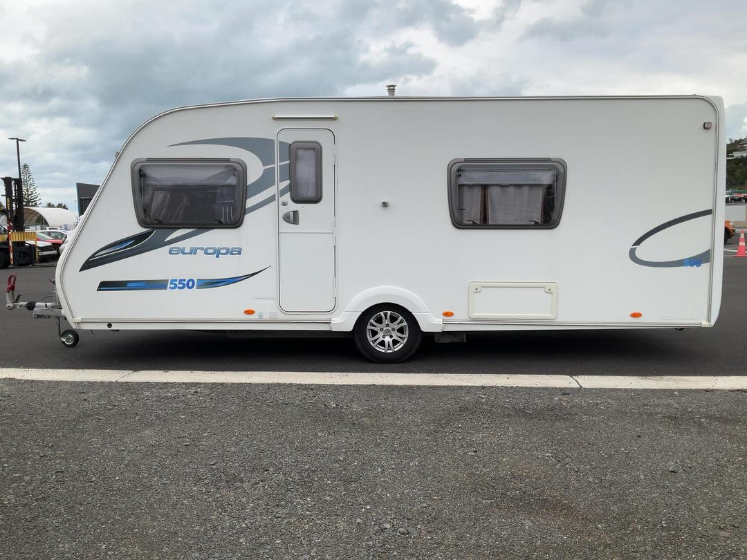 Photo '6' of Sterling Europa 550 Caravan - Single