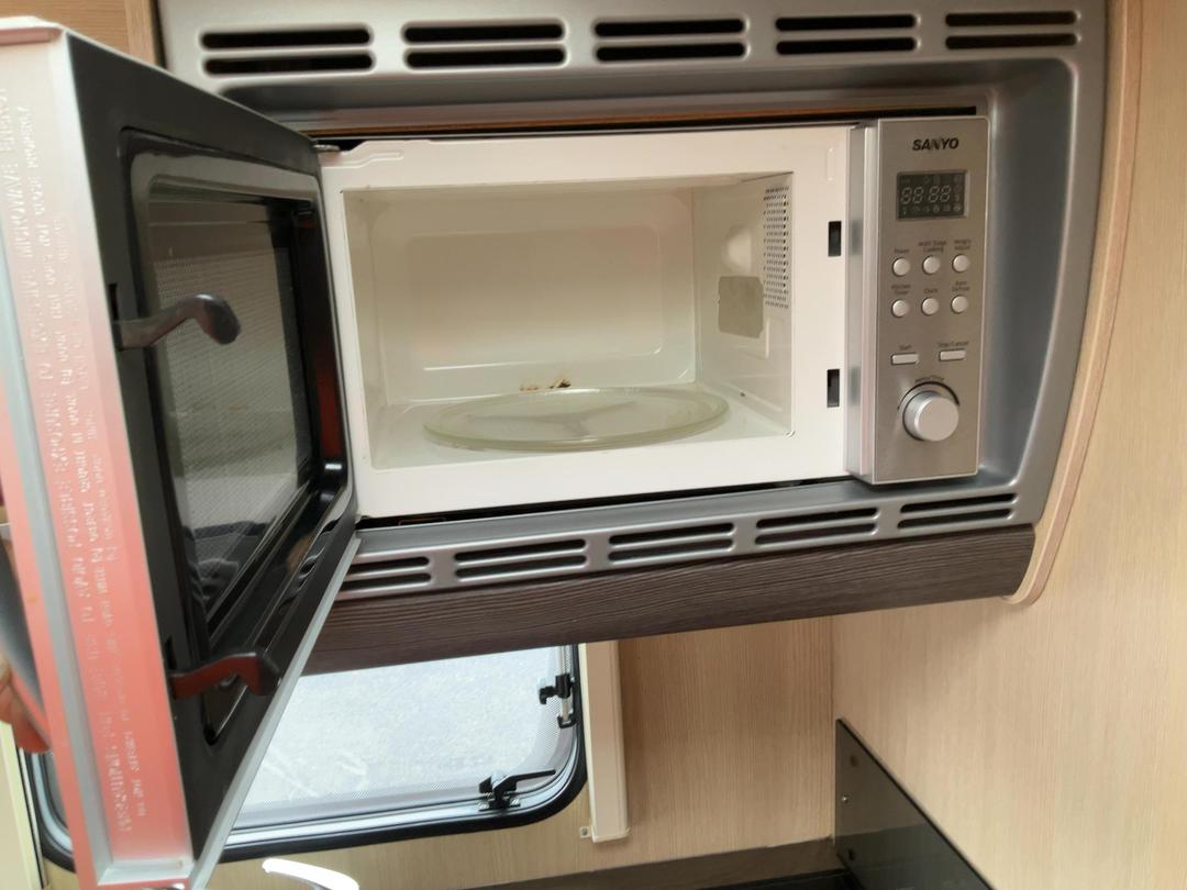 Photo '16' of Sterling Europa 550 Caravan - Single