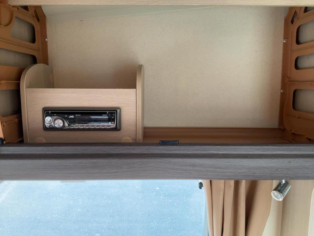 Photo '27' of Sterling Europa 550 Caravan - Single