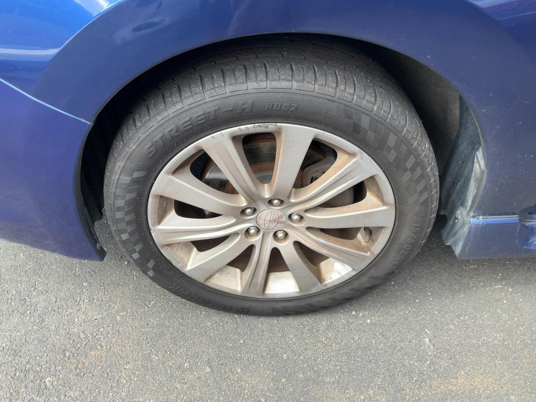 Photo '10' of Subaru Exiga GT