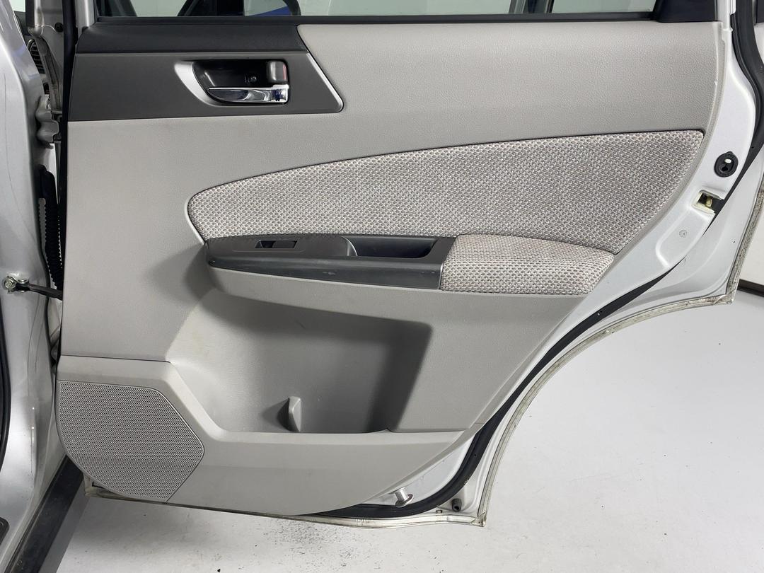 Photo '19' of Subaru Forester