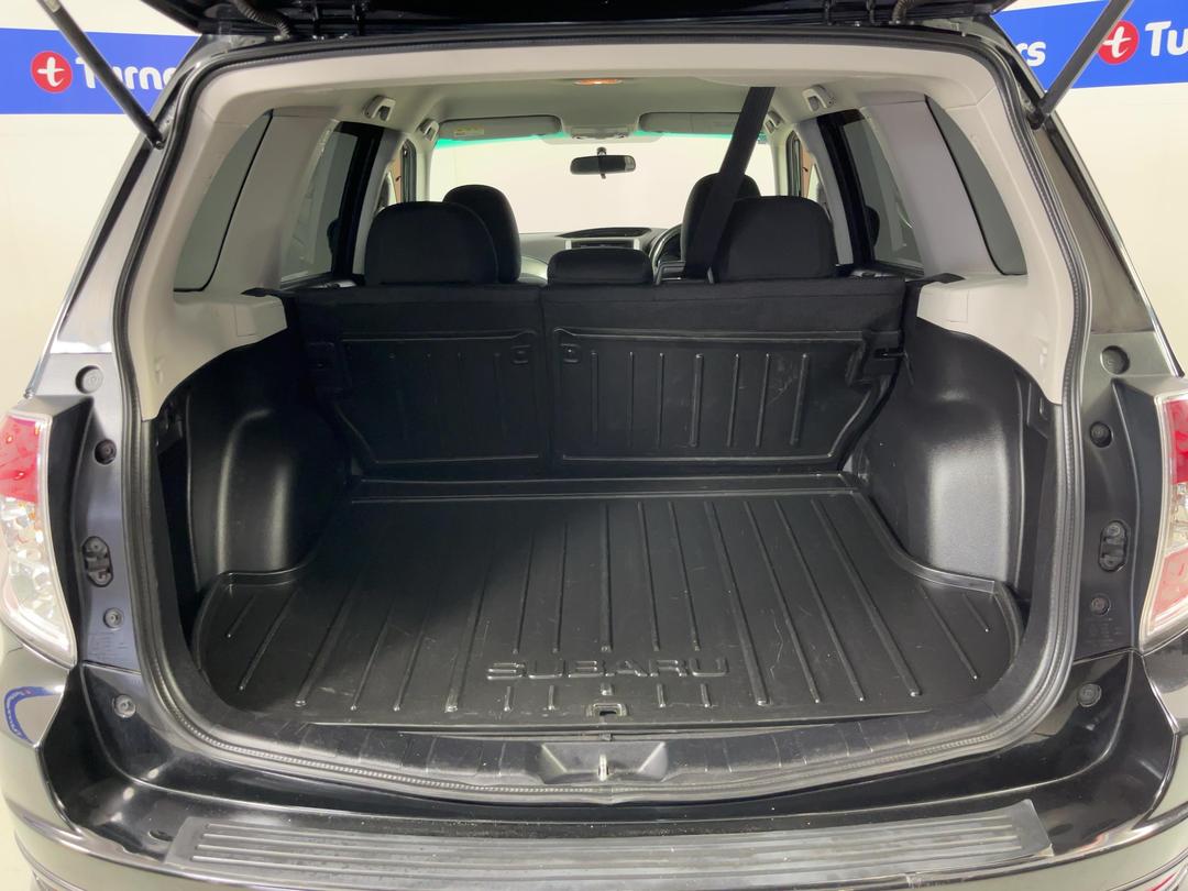 Photo '14' of Subaru Forester