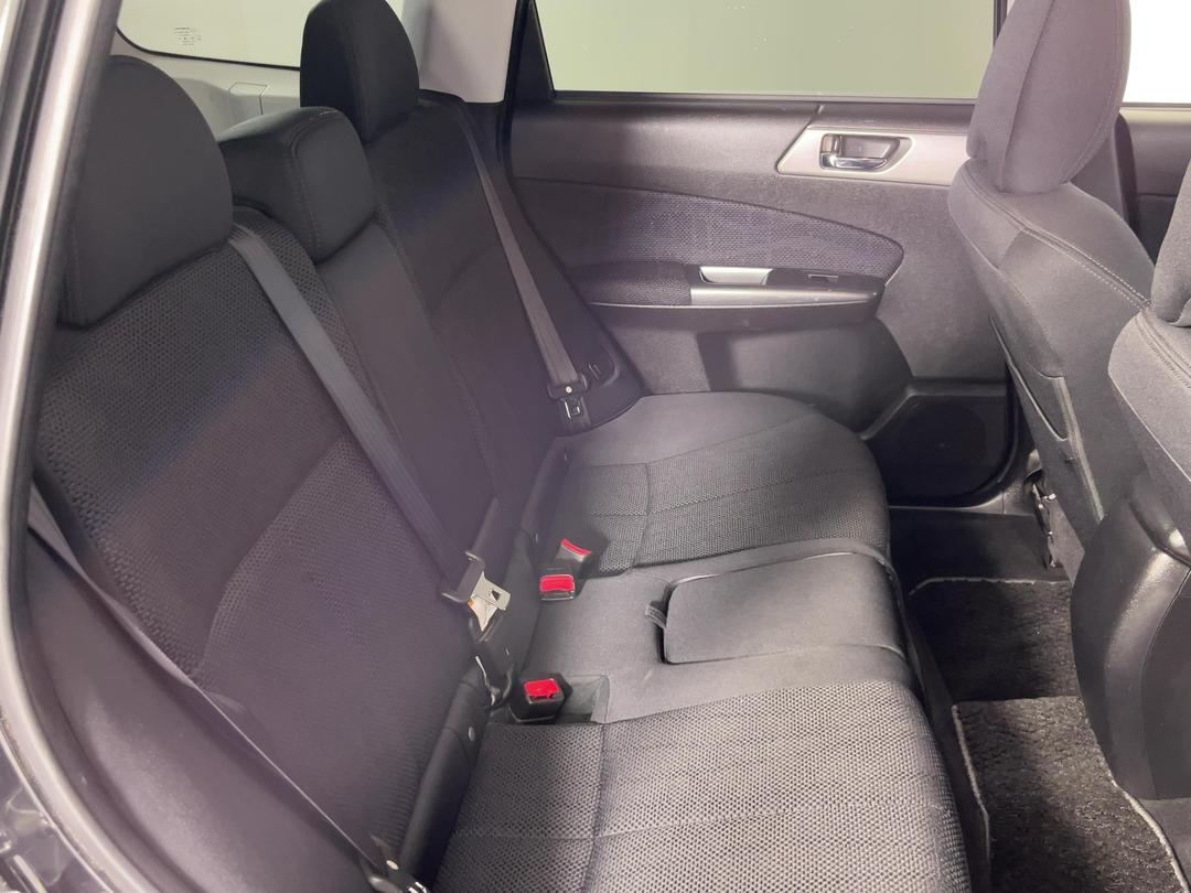 Photo '20' of Subaru Forester