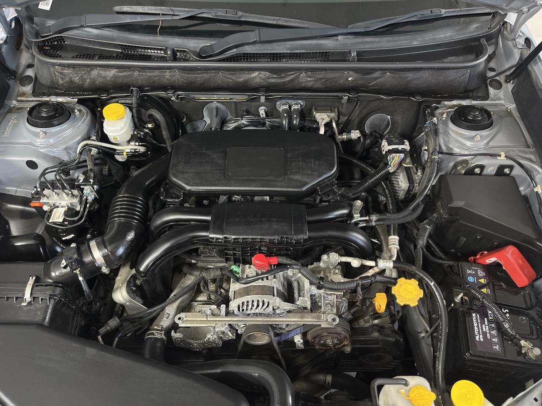 Photo '13' of Subaru Legacy