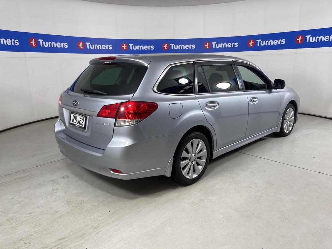 Photo '7' of Subaru Legacy