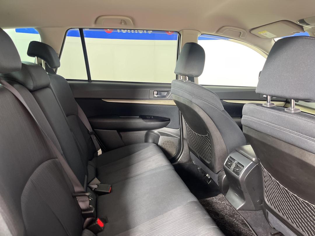 Photo '20' of Subaru Legacy