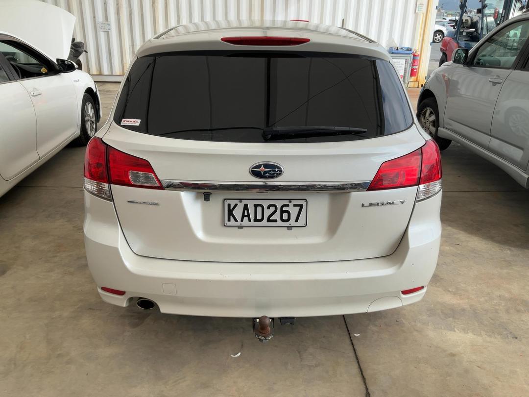 Photo '5' of Subaru Legacy