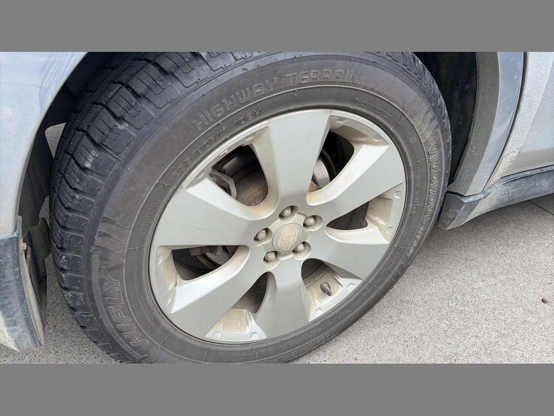 Photo '4' of Subaru Legacy Outback