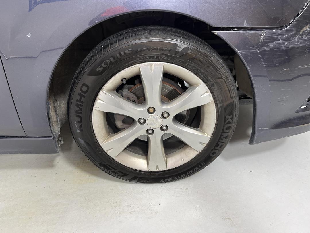 Photo '9' of Subaru Legacy