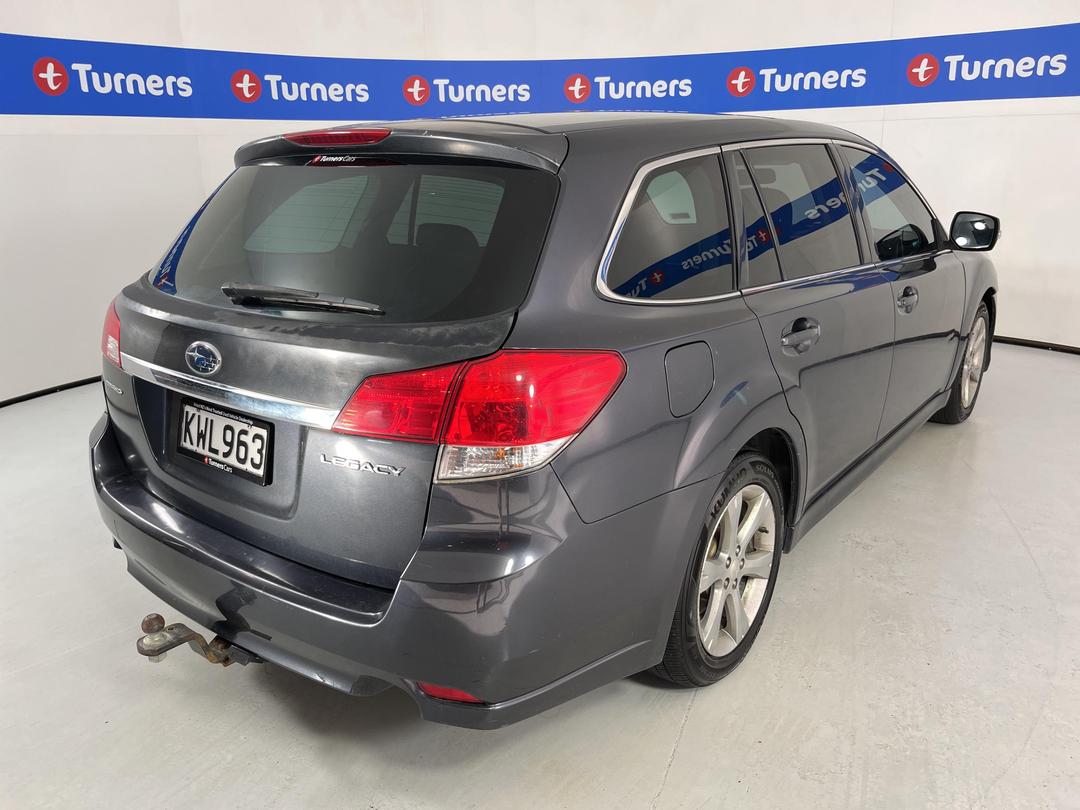 Photo '7' of Subaru Legacy