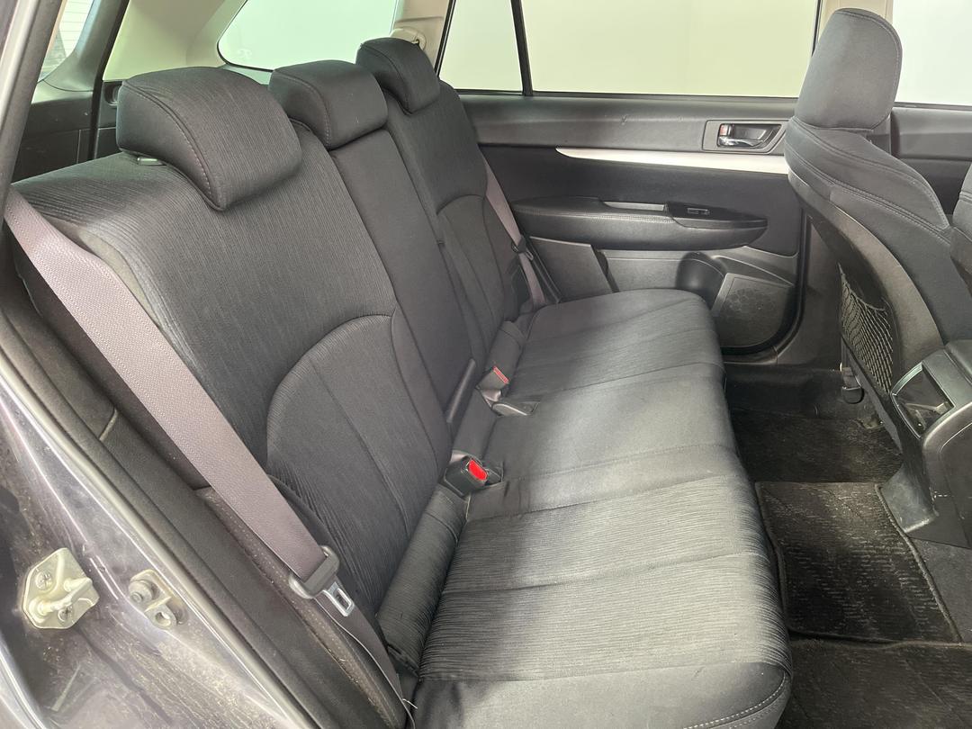 Photo '20' of Subaru Legacy