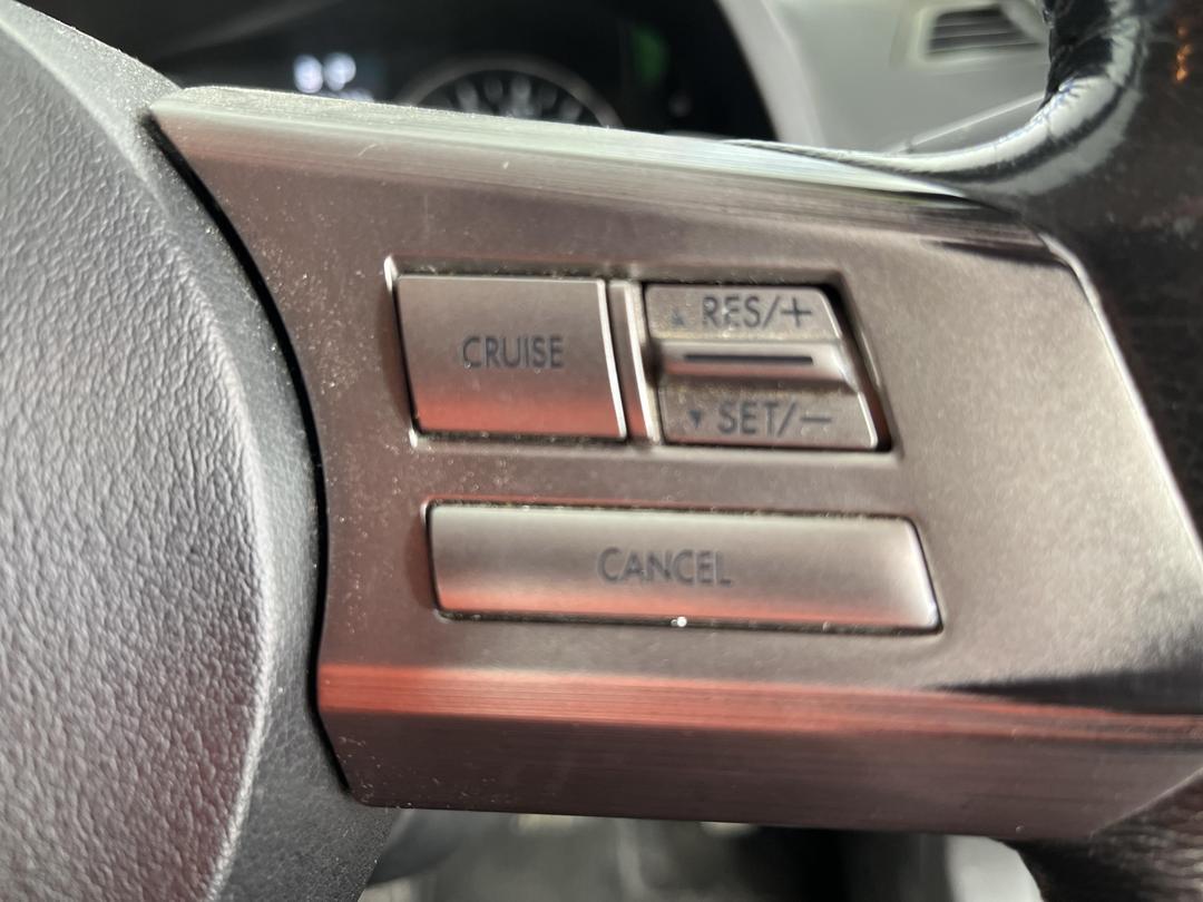 Photo '25' of Subaru Legacy