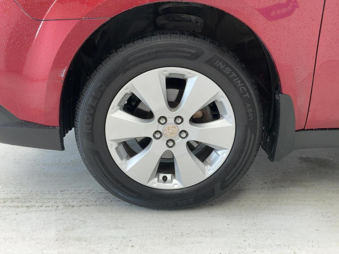 Photo '10' of Subaru Legacy