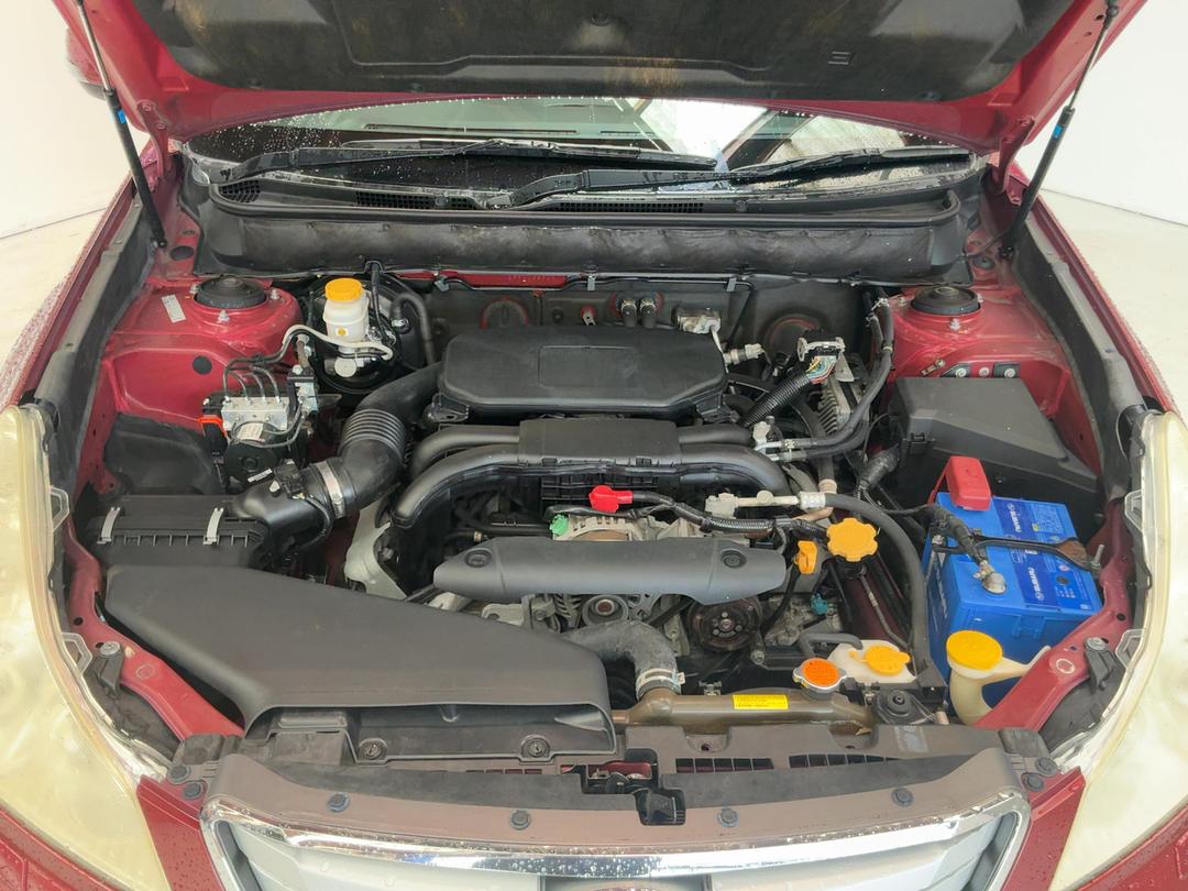 Photo '13' of Subaru Legacy