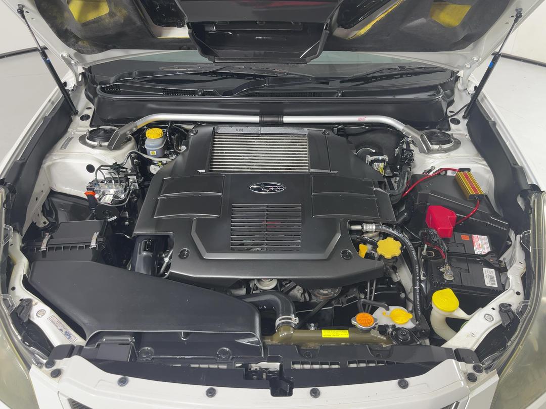 Photo '13' of Subaru Legacy