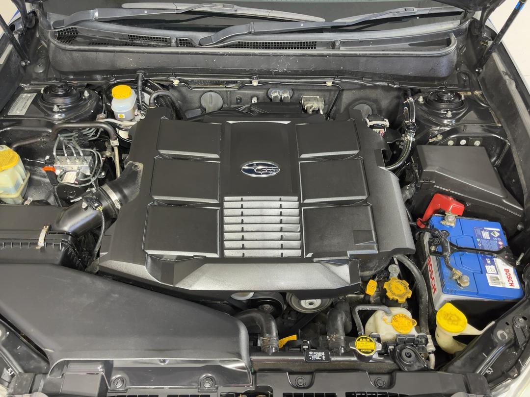 Photo '13' of Subaru Outback