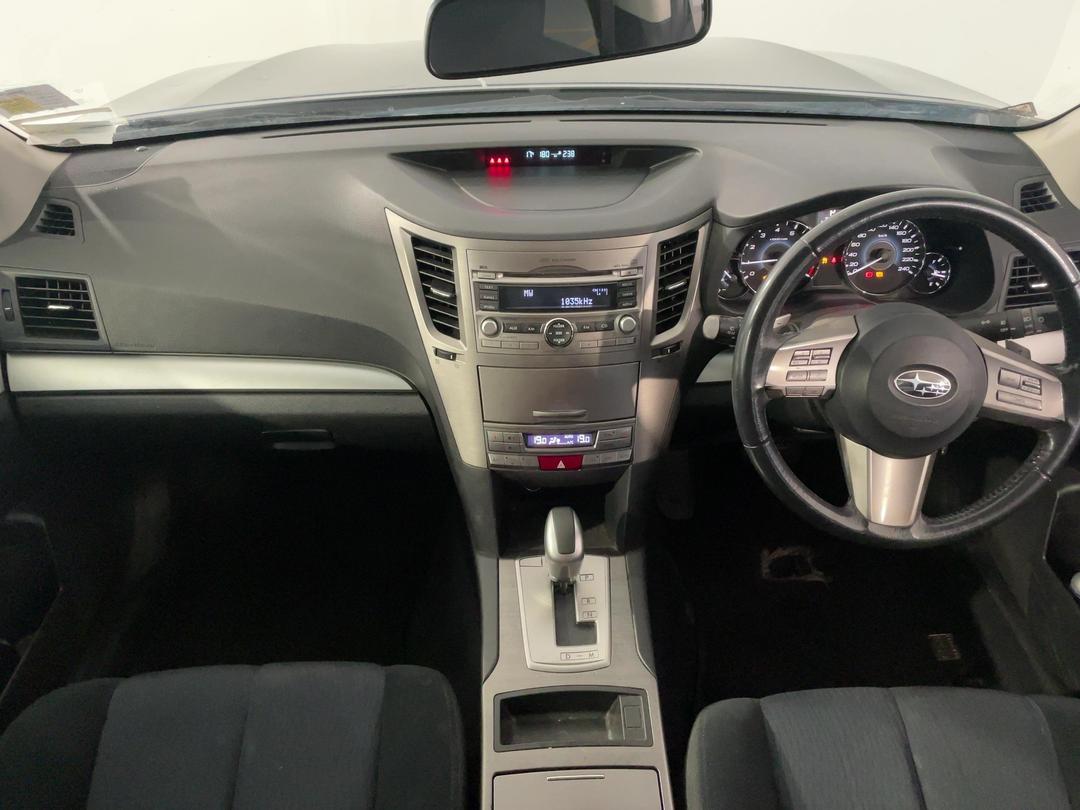Photo '19' of Subaru Outback 25I Photo '19' of Subaru Outback 25I