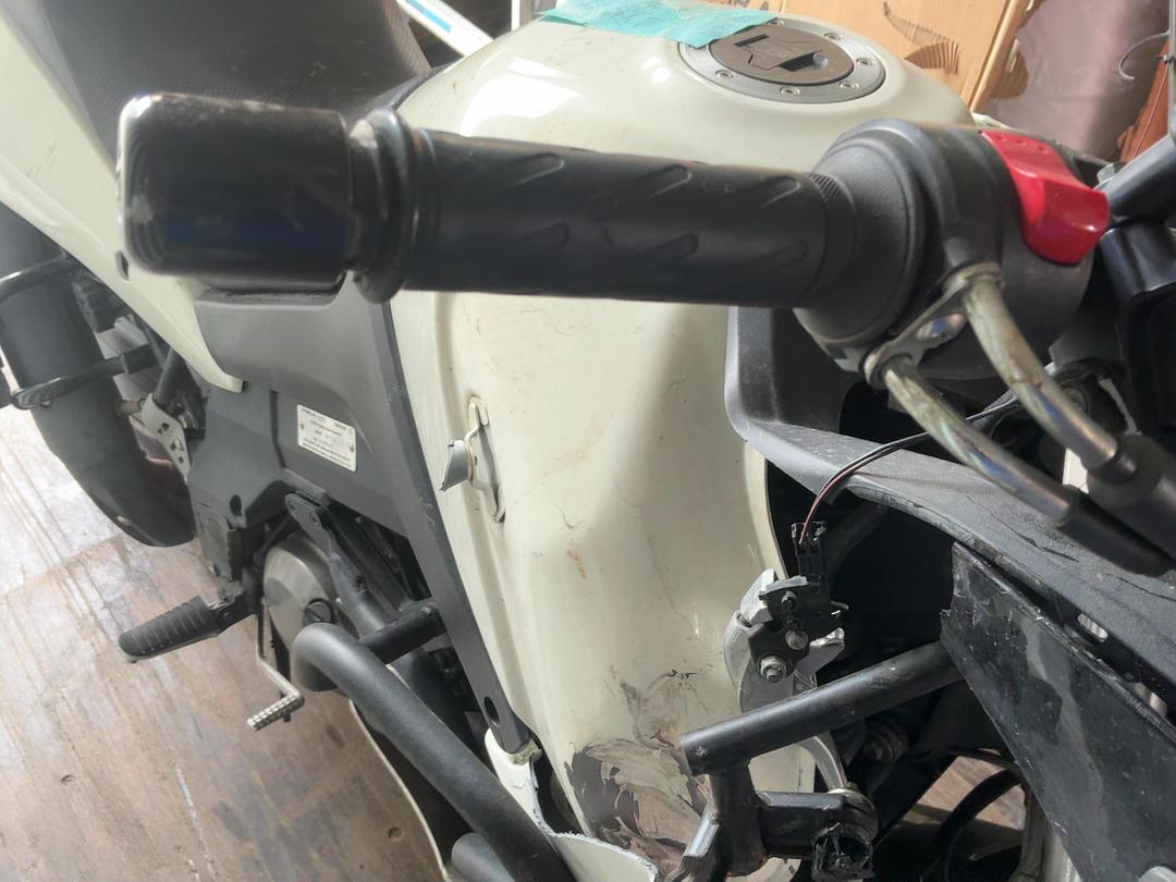 Photo '9' of Suzuki DL650 V-Strom 650 Photo '9' of Suzuki DL650 V-Strom 650