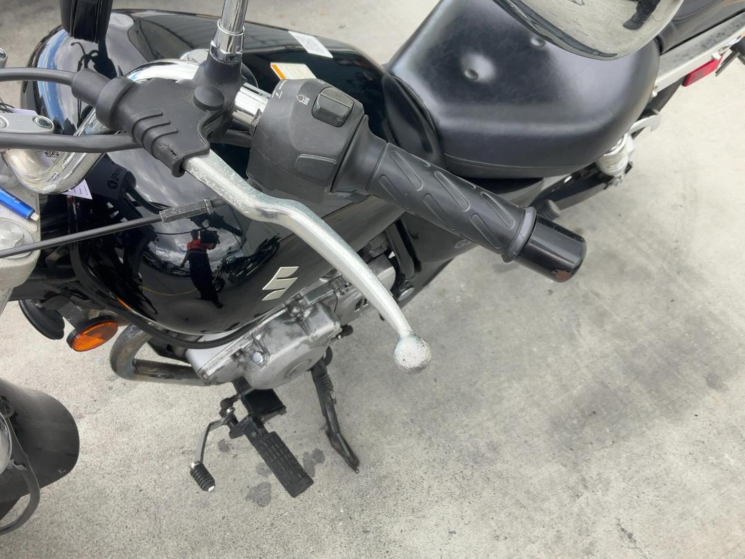 Photo '18' of Suzuki GZ250 MARAUDER 250 Photo '18' of Suzuki GZ250 MARAUDER 250