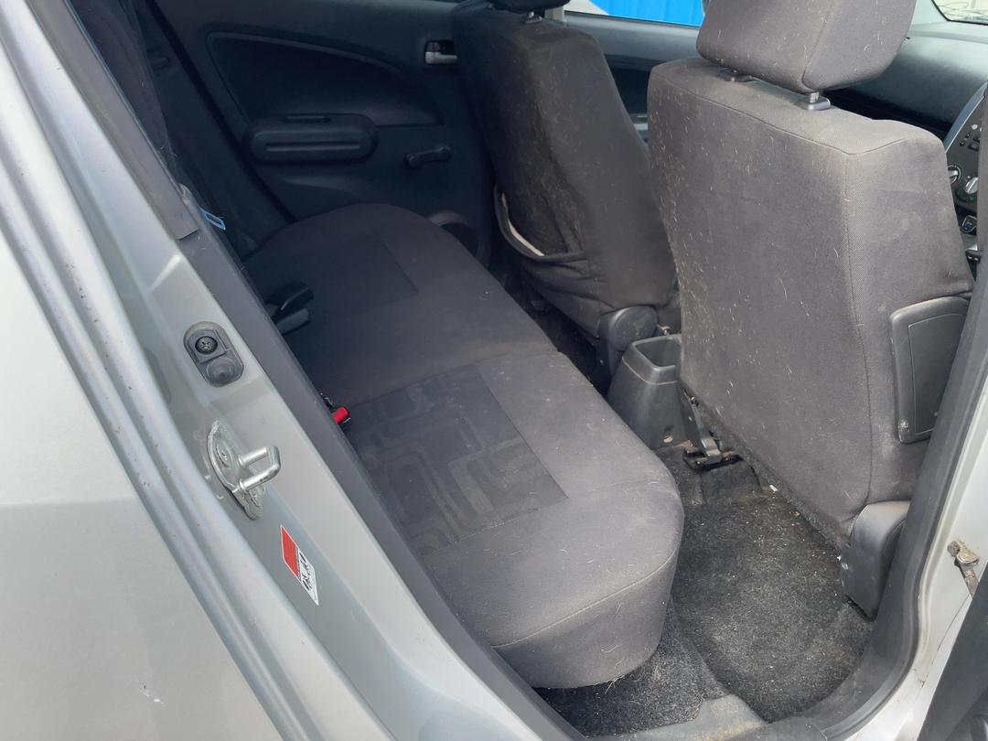 Photo '18' of Suzuki Splash GLX