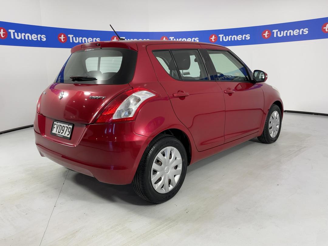 Photo '7' of Suzuki Swift