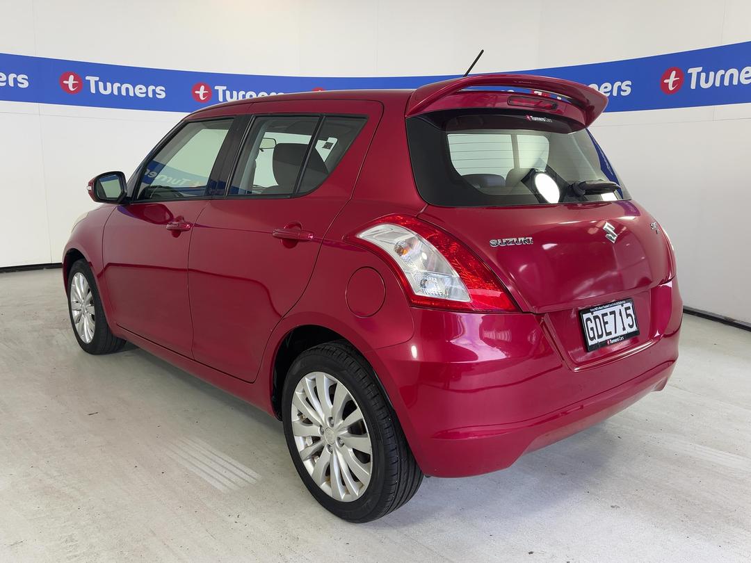Photo '5' of Suzuki Swift